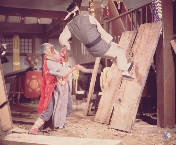 MASTER OF THE FLYING GUILLOTINE (1976)