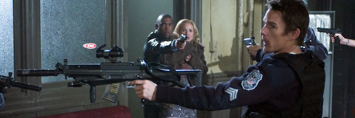 ASSAULT ON PRECINCT 13 (2005) standoff