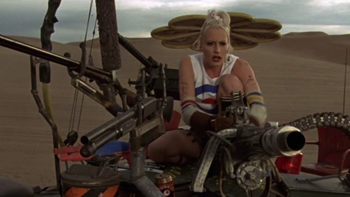 TANK GIRL (1995) Lori Petty as a girl and her tank